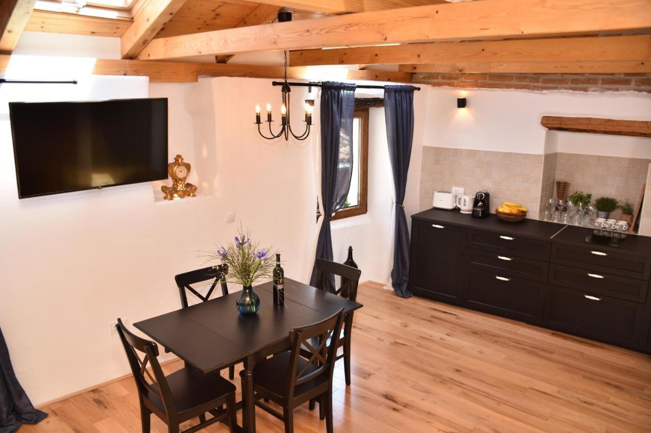 Bruno Old Town Apartments Rovinj Exterior foto