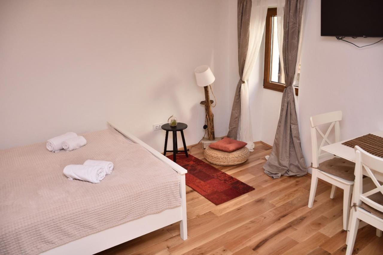 Bruno Old Town Apartments Rovinj Exterior foto